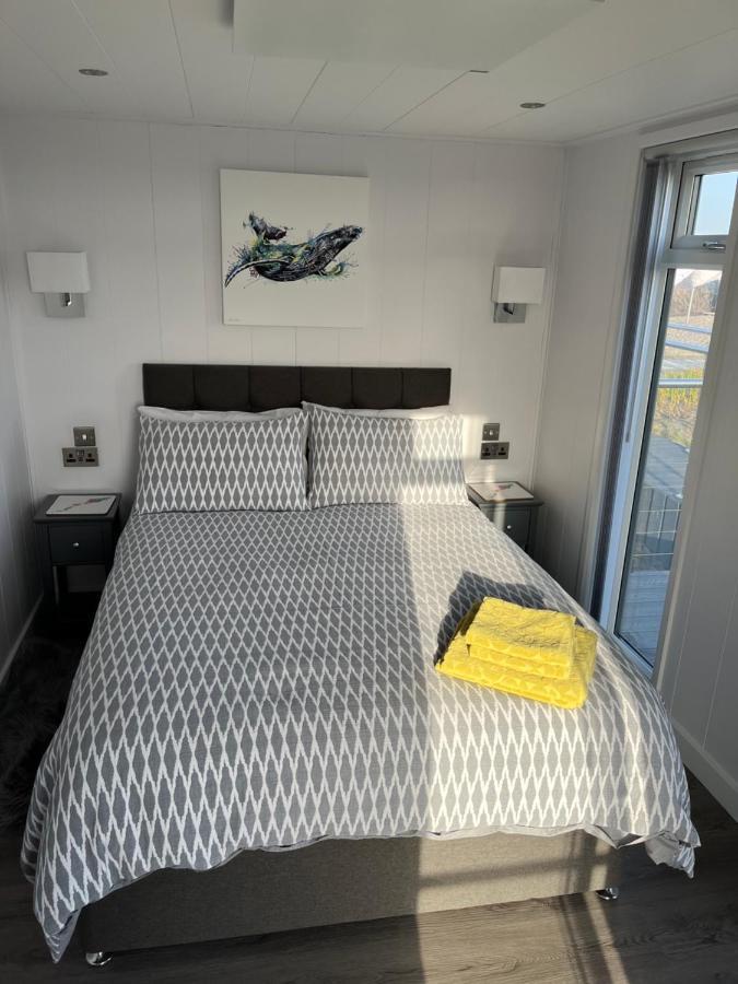 Seas The Day - Self Catering Lodge North Uist Paible Exterior photo