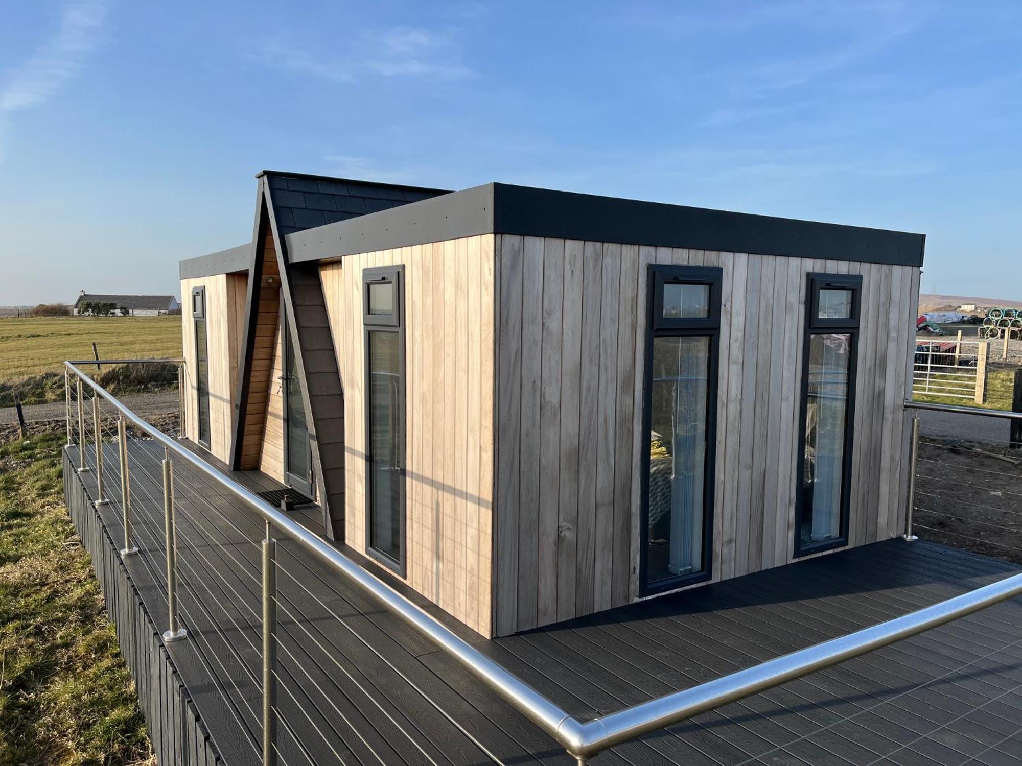 Seas The Day - Self Catering Lodge North Uist Paible Exterior photo